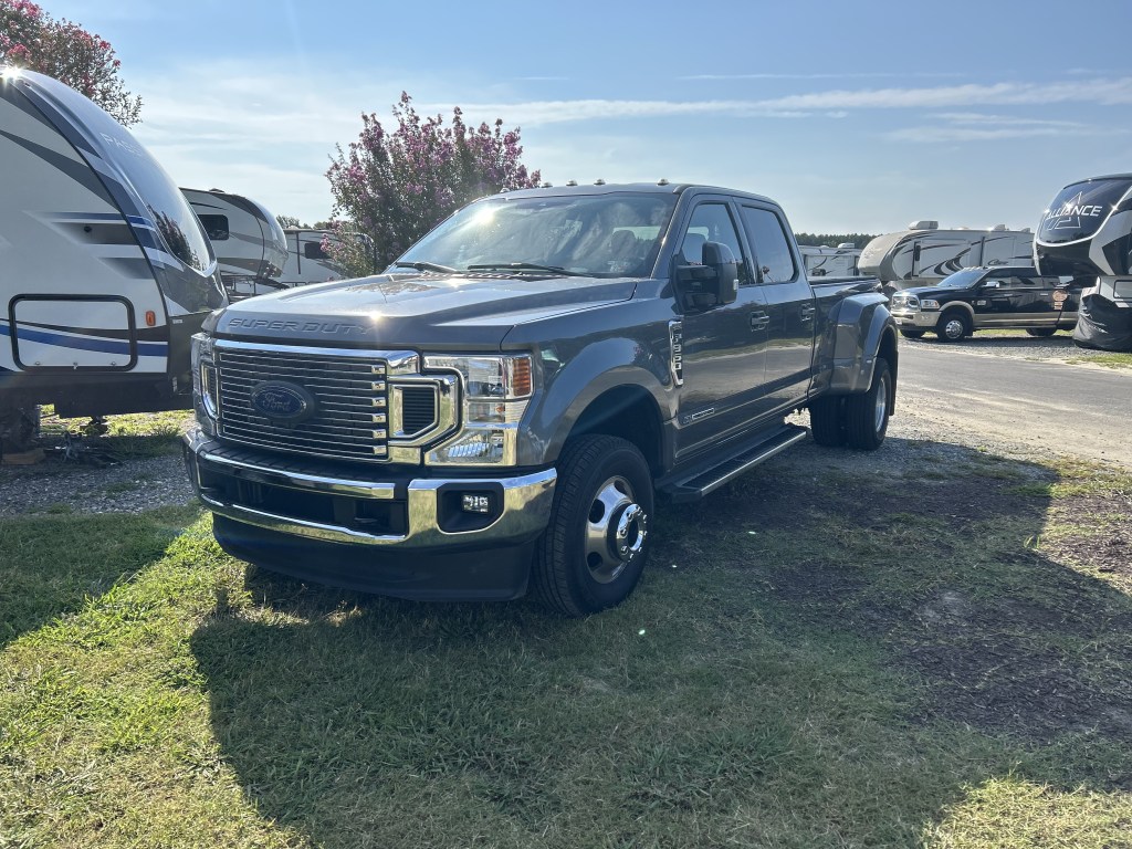 Life update from the husband and Meet Larry the Ford&nbsp;F-350!